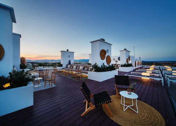 Hm嘉年华大酒店